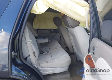 2008 Chevrolet Tahoe Lt z USA, uszkodzony, nr VIN 1GNFK130X8J136512